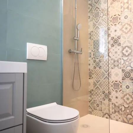 Terra Navis Izola-parking Included 700m Apartamento Izola